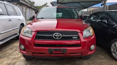TOYOTA RAV 4