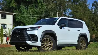 Lexus LX 600
