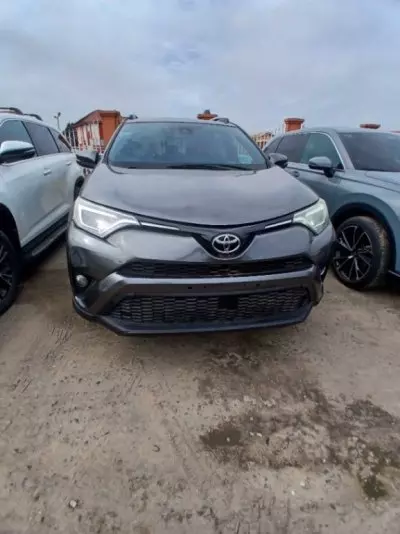 TOYOTA RAV 4