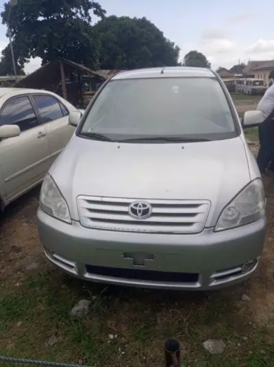 Toyota Avensis Verso
