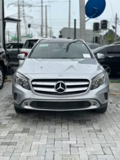 Mercedes-Benz GLA 250
