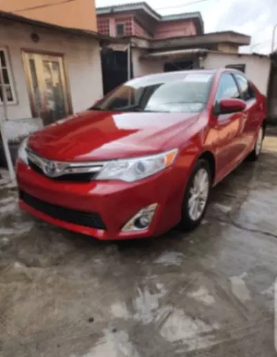TOYOTA Camry