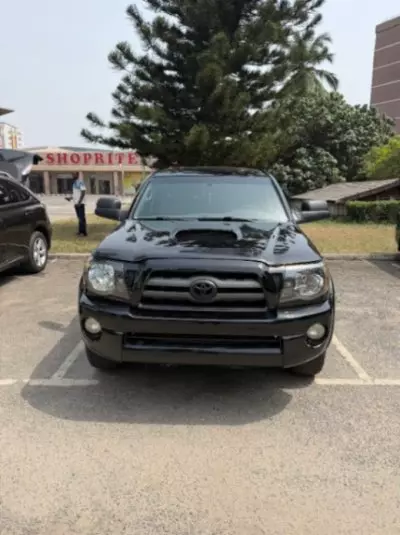 Toyota Tacoma