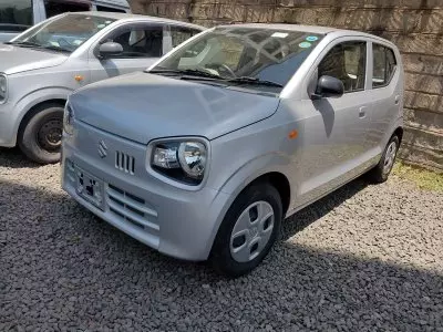 SUZUKI alto