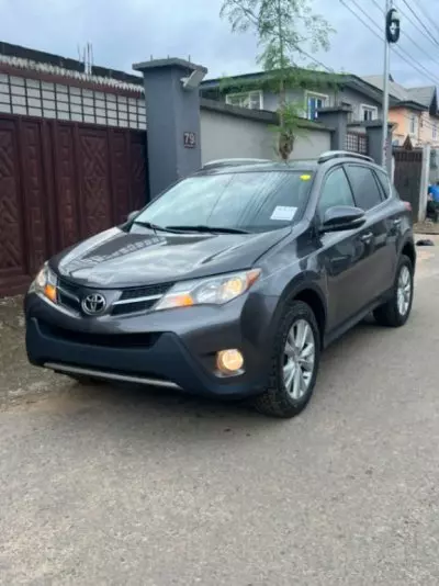 TOYOTA Rav4