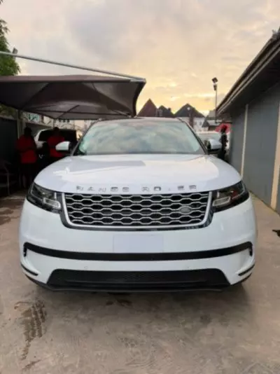 RANGE ROVER VELAR