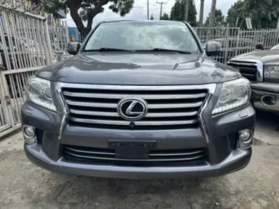 Lexus LX 570