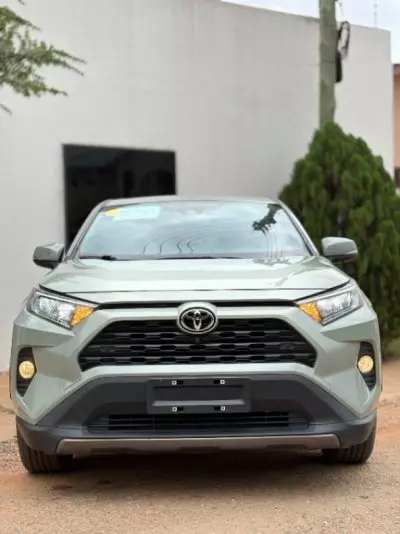 TOYOTA RAV 4
