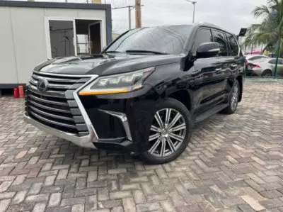 Lexus LX 570