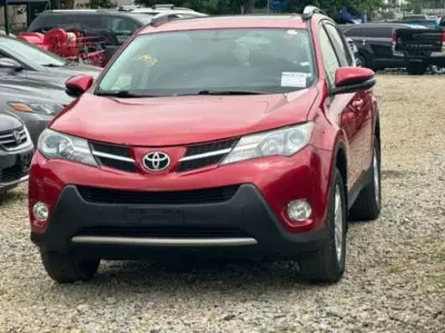 TOYOTA RAV 4