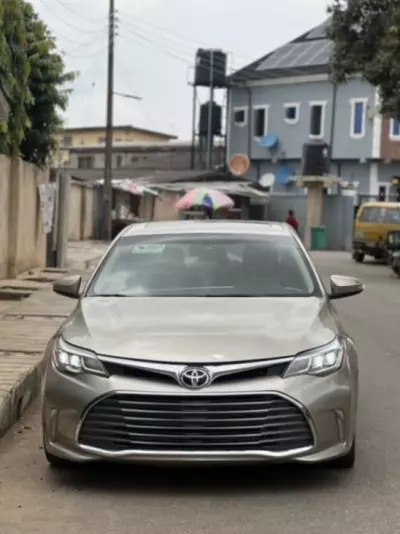 Toyota Avalon