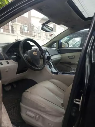 TOYOTA Venza