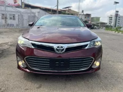 TOYOTA Avalon