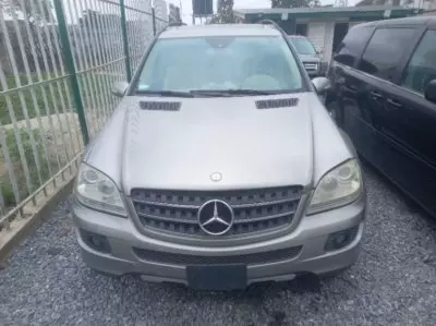 Mercedes-Benz ML 350