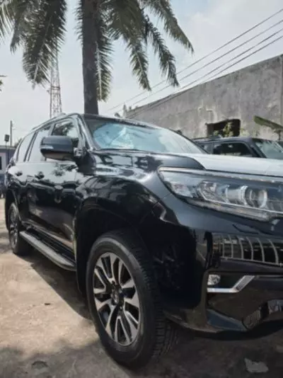 Toyota Landcruiser Prado