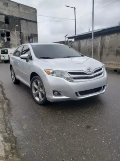TOYOTA Venza