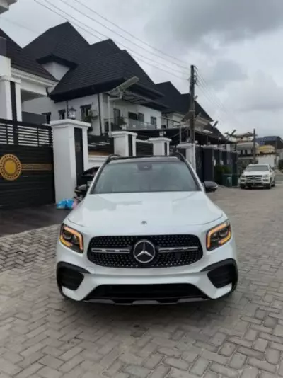 Mercedes-Benz GLB 250