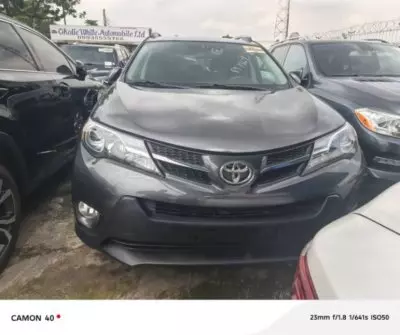 TOYOTA RAV 4