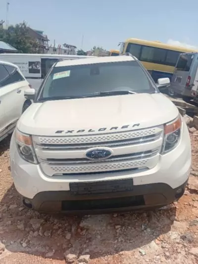 Ford Explorer XLT 3.5L