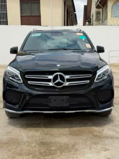 Mercedes-Benz GLE 400