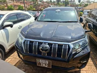 TOYOTA Landcruiser prado TX
