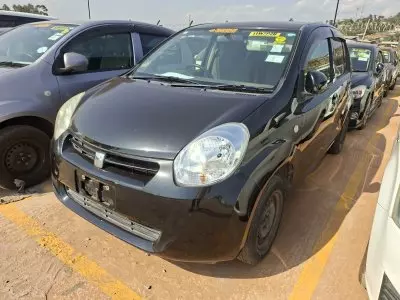TOYOTA Passo