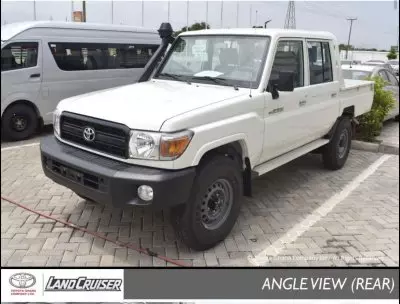 Toyota Land Cruiser Pick Up