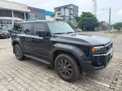 TOYOTA Prado