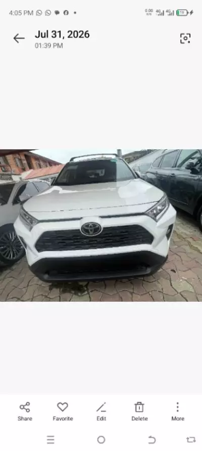 TOYOTA RAV 4