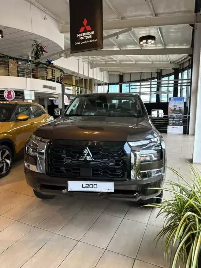Mitsubishi L200 D/C Sportero A/T
