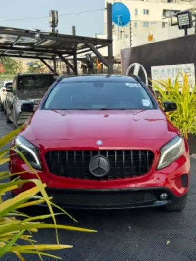 Mercedes-Benz CLA 250