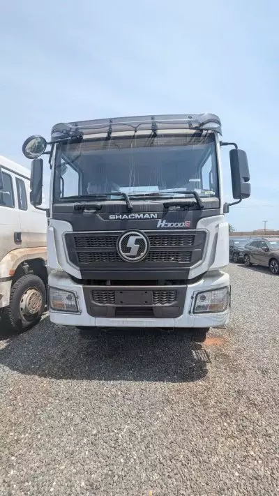 SHACMAN H3000S TRACTEUR 6x4 H3000S 6X4 TRACTOR 430HP SLCAB 1