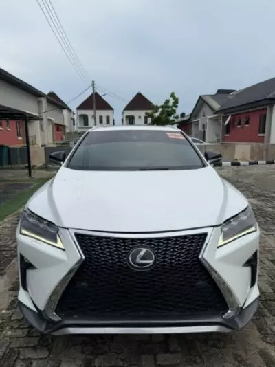 Lexus RS 350