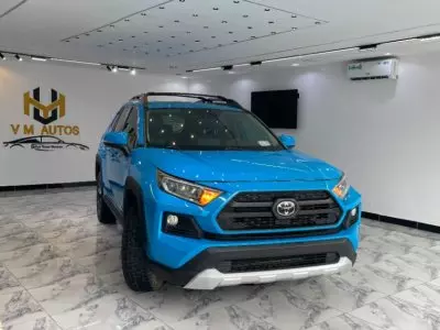 TOYOTA RAV 4