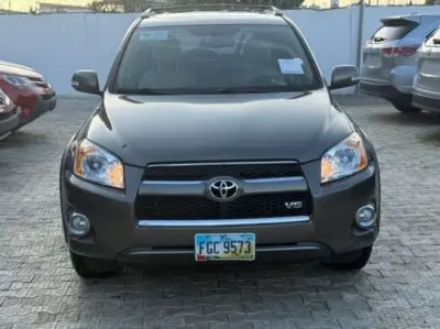 TOYOTA RAV 4