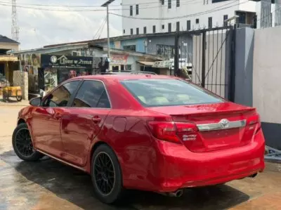 TOYOTA Camry
