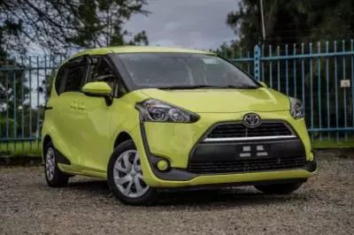 Toyota Sienta