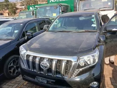 TOYOTA Land Cruiser Prado TX L