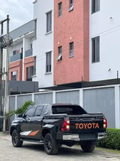 Toyota Hilux