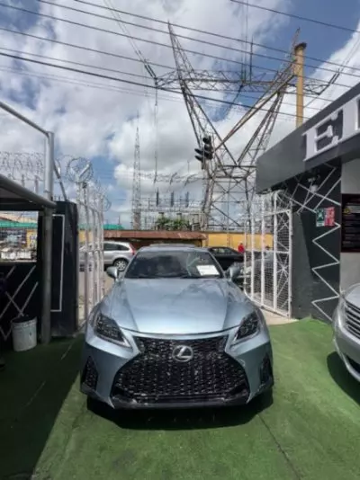 Lexus IS