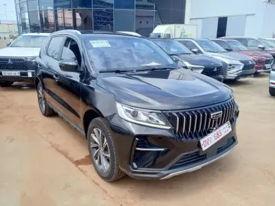 GEELY X6 PRO