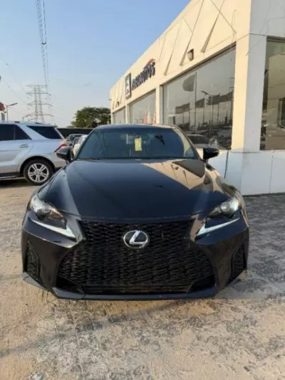 Lexus IS