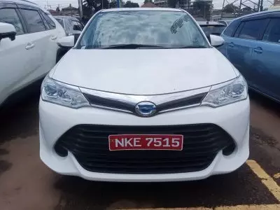 Toyota Fielder hybrid