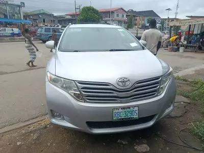 TOYOTA Venza