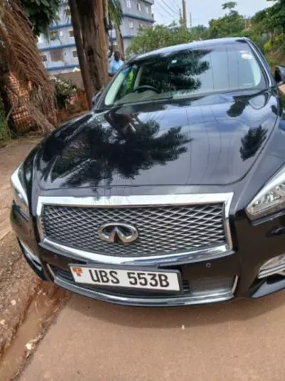 Nissan Fuga 