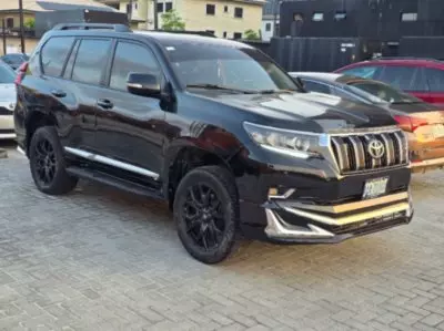 TOYOTA Prado VX