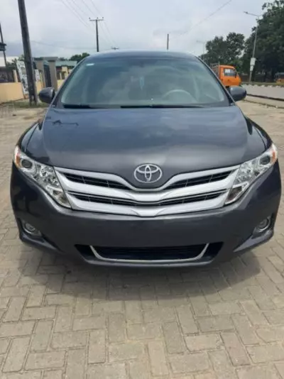 TOYOTA Venza