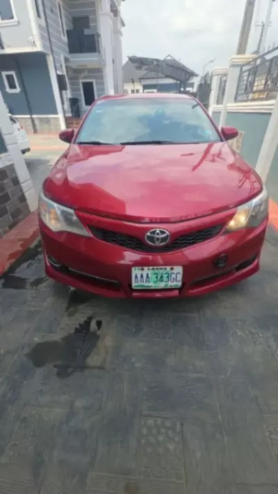 TOYOTA Camry