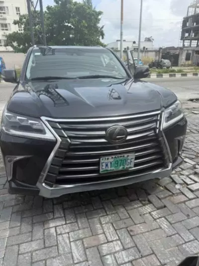 Lexus LX 570