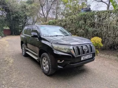 TOYOTA Landcruiser Prado